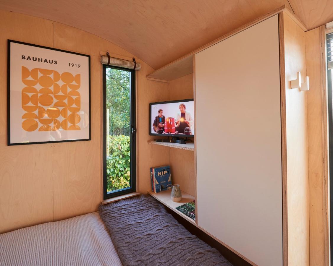 Hut64 Villa Alderbury Exteriör bild